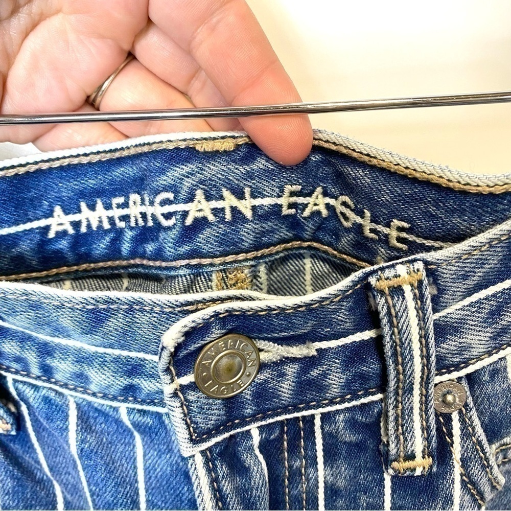 American Eagle Mom Jeans Womens 2 Reg Blue White Stripe - Picture 10 of 11